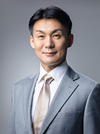 Portrait photo of Yujiro Shimogori