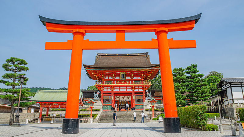 Fushimi Inari-taisha Shrine (Important Cultural Property): Historical Sites Nearby