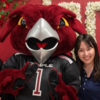 Students with Hooter, the Temple University mascot