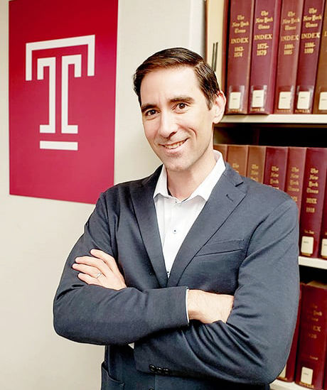 ジャスティン・サンダース, Ph.D.