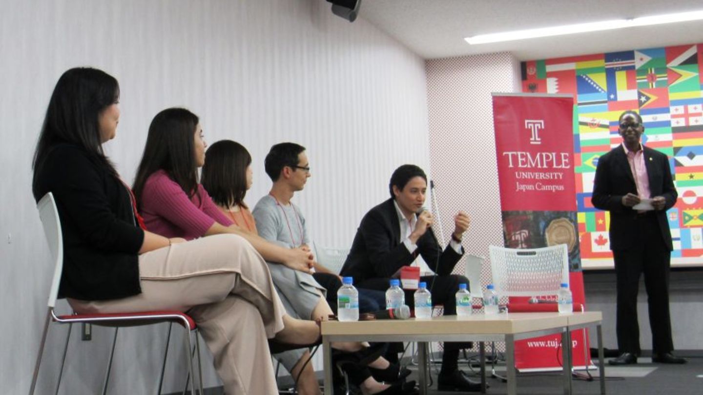 「Life After TUJ 2018」イベントに参加したパネリスト達(TUJの卒業生)