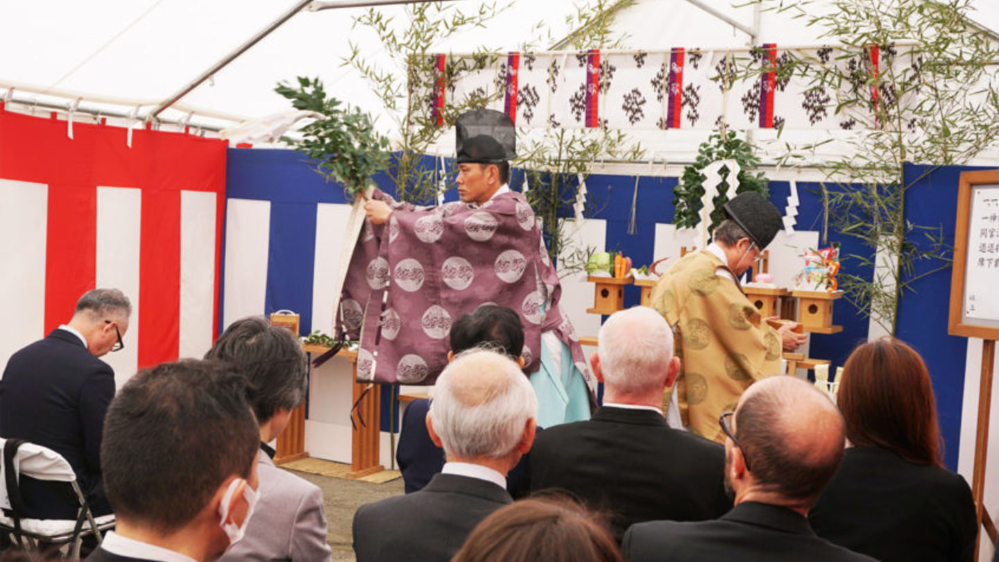 Jichinsai (a ground-breaking ceremony)